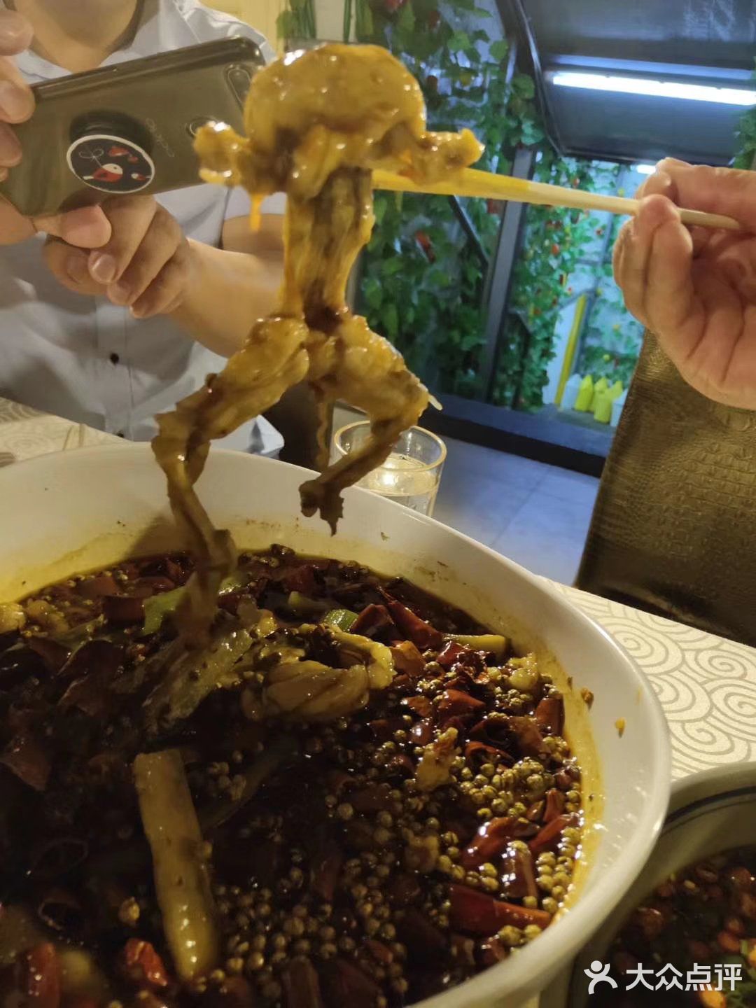 就是离我的距离越来越远，不错的呀，出乎意料的好吃呢