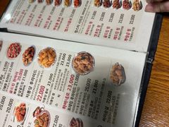 -BHC炸鸡(明洞总店)