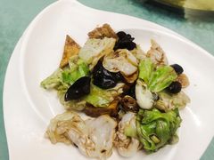 -六和聚传统烤鸭.天津菜(和平店)
