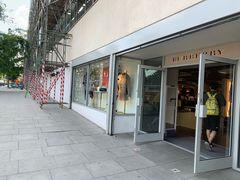 -巴宝莉工厂店/折扣店(工厂店)