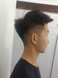 -MOVAN  HAIR莫凡匠人发型屋
