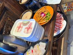 -老牌坊云南鱼豆花火锅(嵩山店)