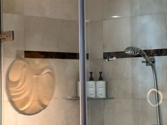 -青岛海尔洲际酒店