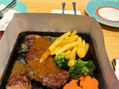 -菲滋意式餐厅(金华银泰城店)