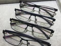 -华彬眼镜专业渐进配镜(潘家园店)
