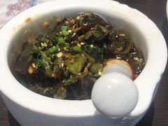 -川流不息·地道川菜·小龙虾(松东路店)