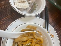 -正能量脆肉鲩火锅
