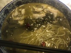 -轻捞慢起面馆(新世界百货店)