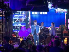 -胡桃里音乐酒馆(环亚凯瑟琳广场店)