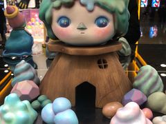 -泡泡玛特POPMART(侨福芳草地店)