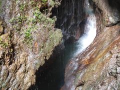 -龙水峡地缝景区