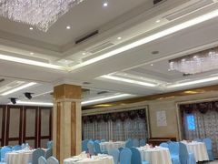 -沪华海鲜大酒楼(南汇店)