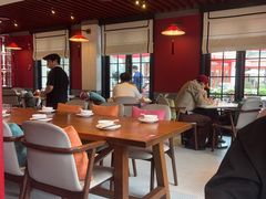 -巷子宽·酸菜鱼(迪士尼小镇店)