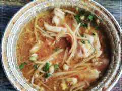 -花儿姐与战哥的美食档