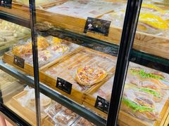 -宏发红西饼屋(天津路店)