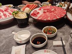 -德天肥牛海鲜火锅(城西银泰店)