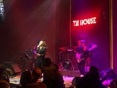 -TZ House音乐现场(来福士中心店)