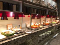 -梅园国际大酒店·自助餐厅(光明港店)