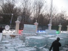 -人民防洪胜利纪念塔