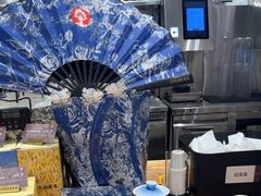 -霸王茶姬(上海静安大悦城店)
