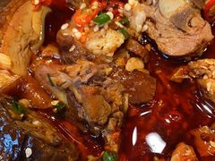 -大芊金重庆串串火锅(南京路店)