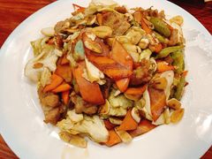 泡菜炒肉-土菜水饺村(宁夏路店)