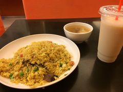 澳门炒饭-白玉兰食品(汇联商厦店)