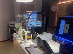 -涨巢·潮玩水疗局