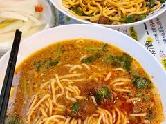 辣爆双拼面-锅儿挑面馆