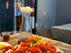 -老街烧烤大排档·地道湖北菜·龙虾馆(汉口火车站店)