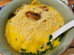 酸菜汤猪软骨面-和府捞面(北美新天地店)