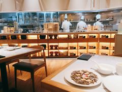 -关东小磨东北菜(漕河泾印象城店)