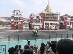 -泰达航母主题公园