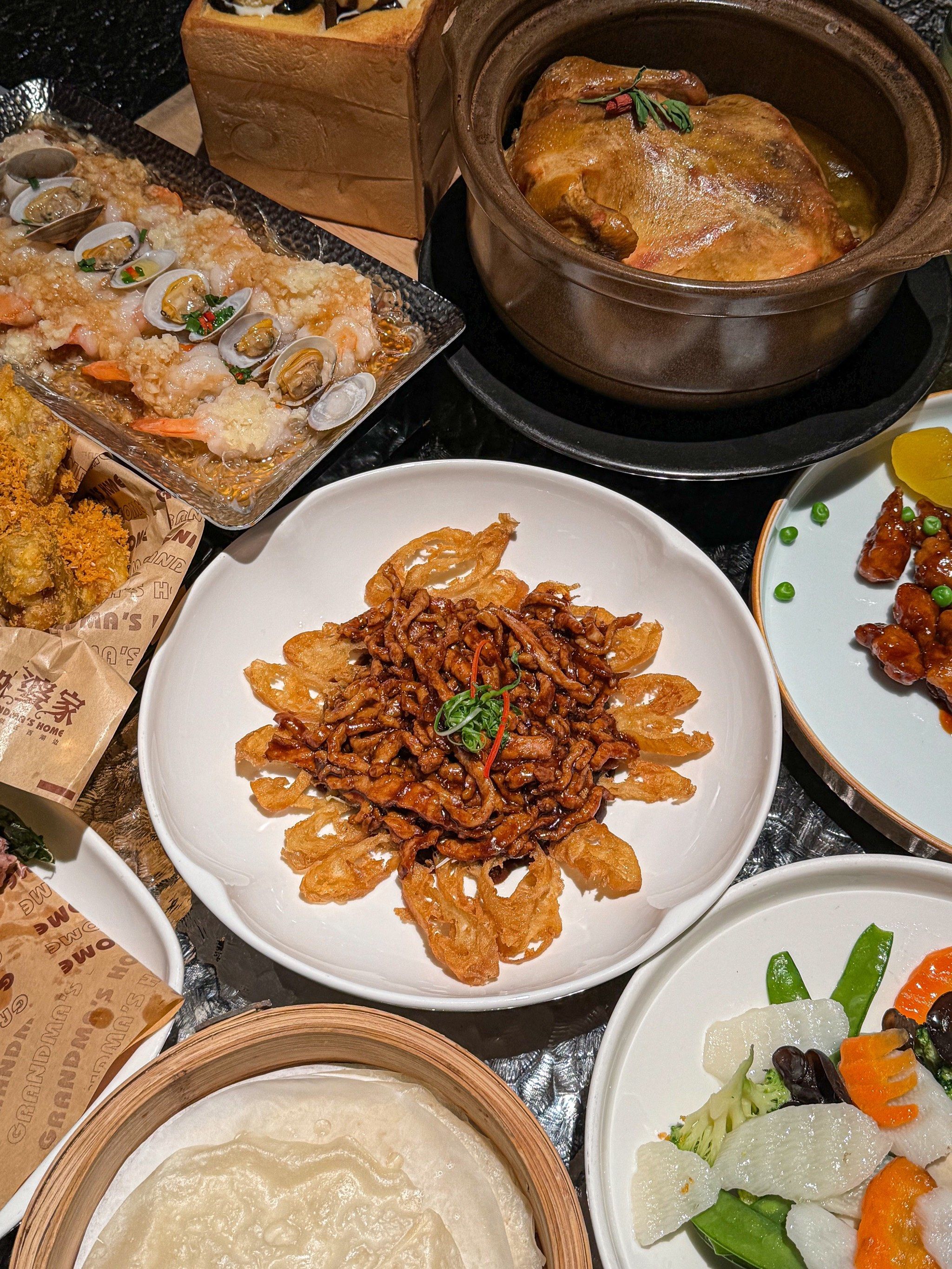 n后来我和朋友聚餐也是来外婆家,
没办法,外婆家的菜品味道超好