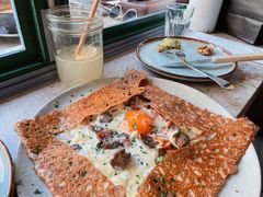 鸡蛋蘑菇熏肉荞麦可丽饼-RAC BAR(安福路店)