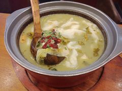 -周鱼小馆石锅酸菜鱼(活力汇店)