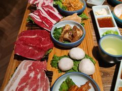 -明洞阿姨·韩式酱蟹烤肉·创意料理(三元桥店)