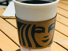 -星巴克臻选(北京银泰店)