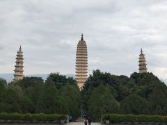 -三塔倒影公园