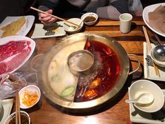 -巴邑火锅·夜宵(港隆广场店)