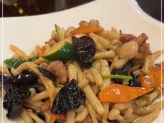 -喜乐餐厅•灯笼虾球首创者•本地小海鲜(二马路店)