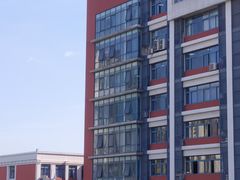 -上海市工商外国语学校