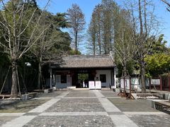 -汇龙潭