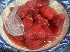 -果松木炭酸菜铜火锅·外婆参鸡汤