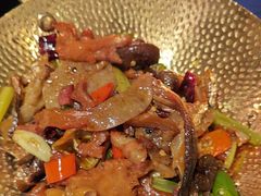 -川流不息·地道川菜·小龙虾(松东路店)