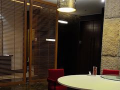 -粤尚腾香居中餐厅(首都机场希尔顿店)