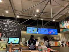 -LINE FRIENDS Garosu-gil Flagship Store