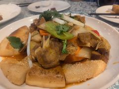 馕包肉-巴扎美食·新疆菜·西域歌舞表演餐厅(新疆大厦店)