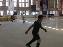 -冠军冰场CHAMPION RINK(中华城店)