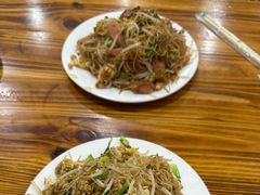 火腿肠炒粉干-凡老头米线砂锅(古荡新村西粮站)